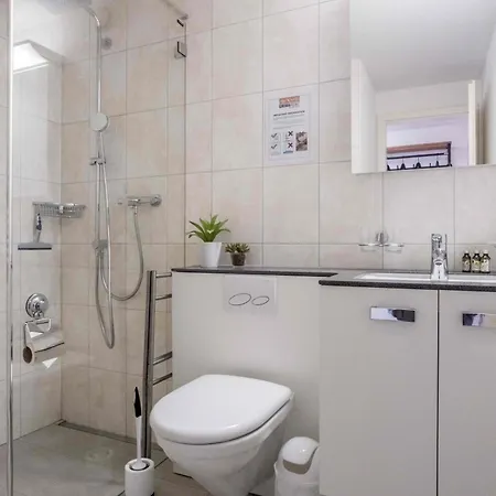 Astoria - Griwa Rent * 格林德瓦